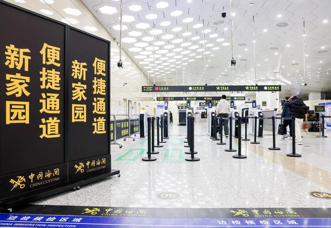 新澳商场今晚9点30分的开门情况深度解析