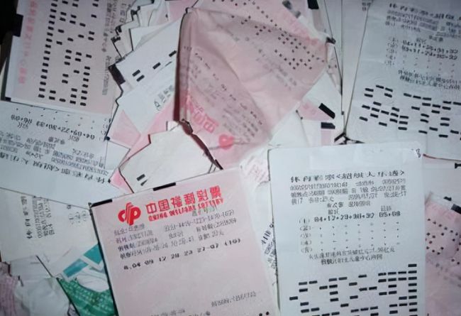 关于今晚开奖号码与群力释义的探讨